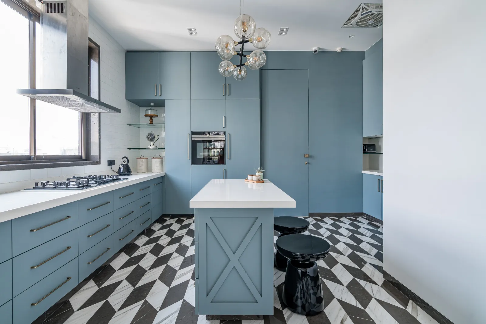 Blue Serenity (A timeless haven) - 10